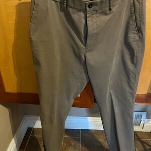 Men's Classic Khaki Chino Pants - Neutral Taupe